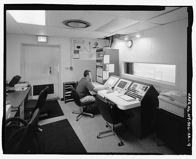 INTERIOR OF CONTROL ROOM. VIEW TO SOUTHWEST - Plattsburgh Air Force Base, Jet