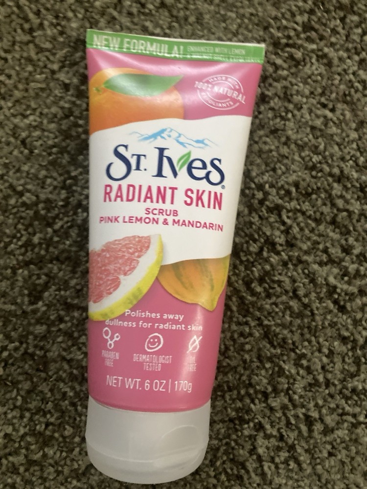NEW St Ives Radiant Skin Face Scrub For Dull Skin Pink Lemon and Mandarin Orange