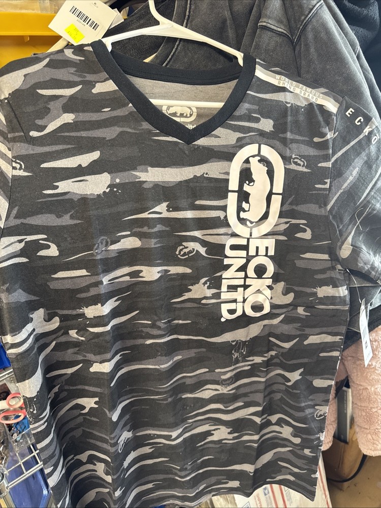 NEW Men's Ecko Unltd Tee Shirt Street Camo Size Small Black Grey