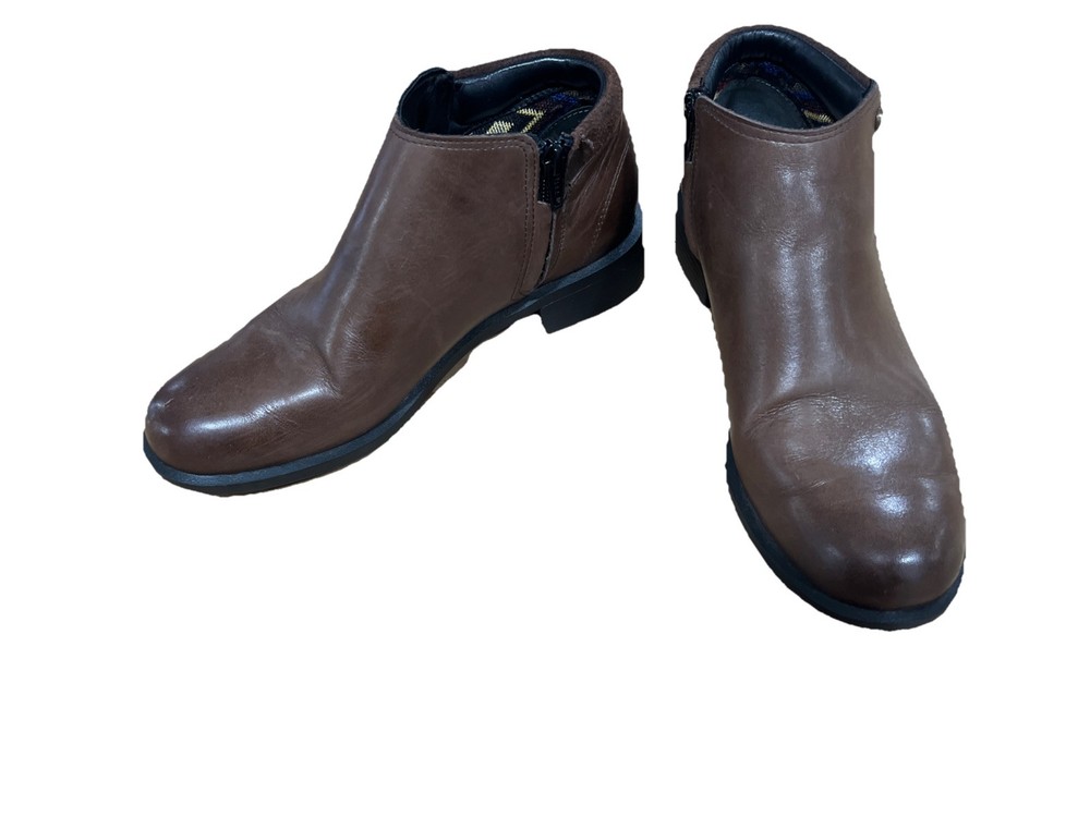 Women's Brown Leather Bethany Ankle Boots Size 8 Round Toe