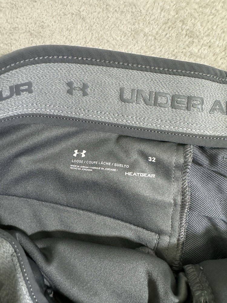 Under Armour Shorts Mens 32 Gray Chino Golf Performance Preppy Flat Front