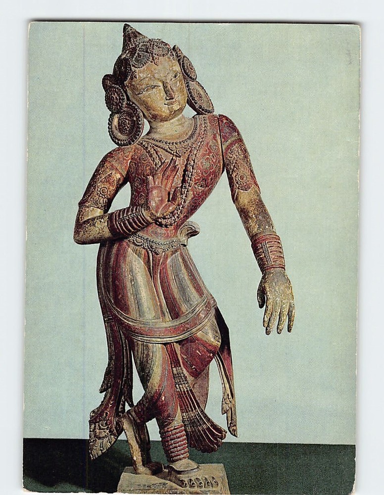 Postcard Tanzmädchen in der Tracht Bhaktapur Museum Bhaktapur Nepal