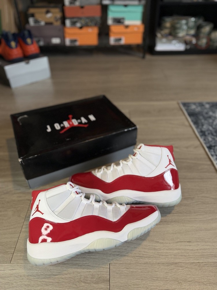 Nike Air Jordan 11 XI Retro 