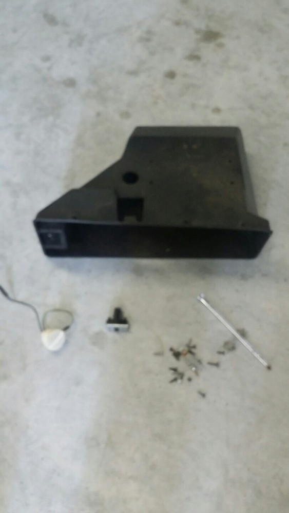 1979 Lincoln town car continental glove box interior and other parts