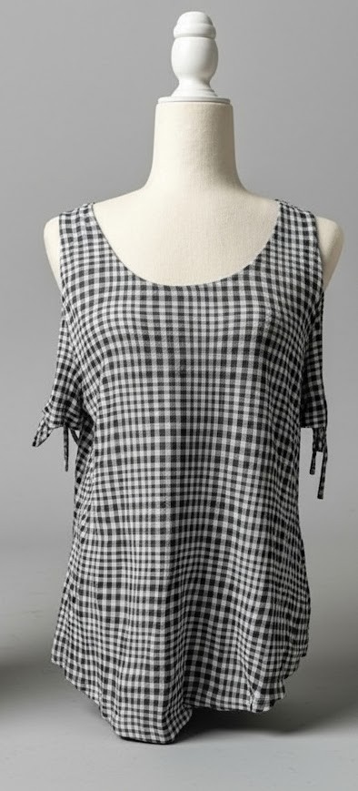 Cato Women's Black & White Check Pullover Top/Cold Shoulder Sleeve Size M