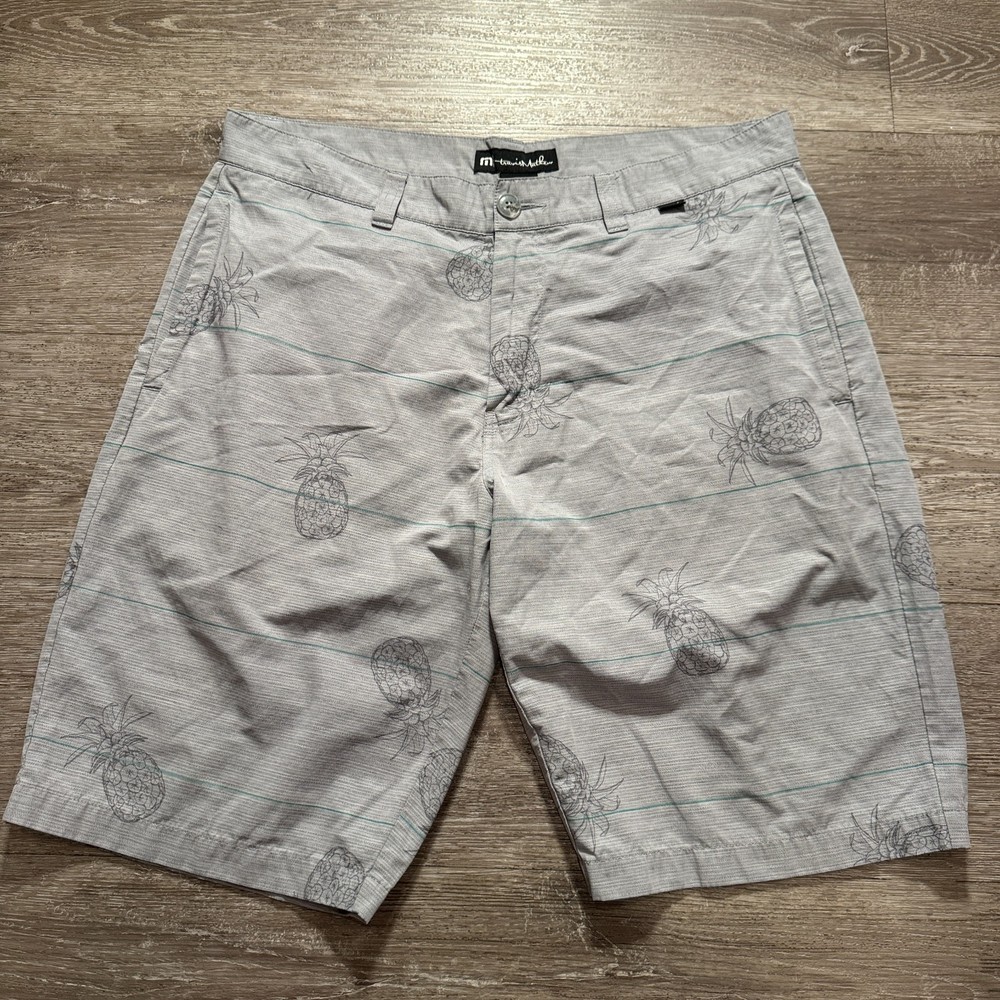 Travis Mathew Shorts Mens 35 Gray Golf Tech Performance Pineapple Graphic Adult