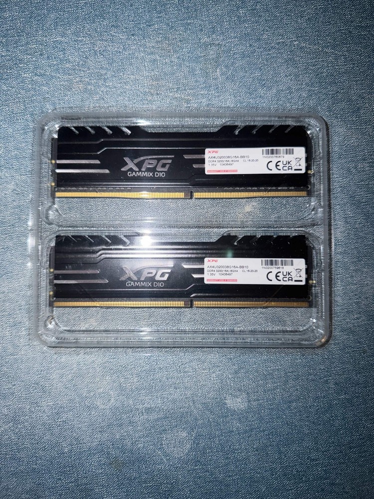 XPG Gammix D10 16GB (2x8GB) DDR4 3200MHz CL16 Desktop RAM Memory Kit