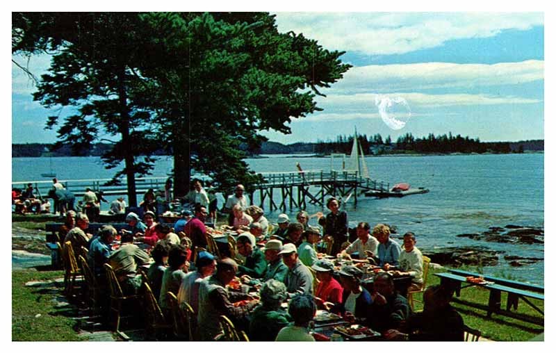 Postcard RESTAURANT SCENE Boothbay Harbor Maine ME m/09 AS5526
