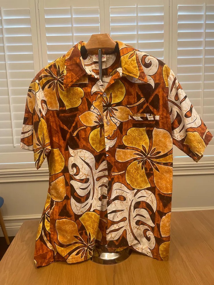 Barefoot in paradise Hawaii Shirt Tiki Beach Vacation