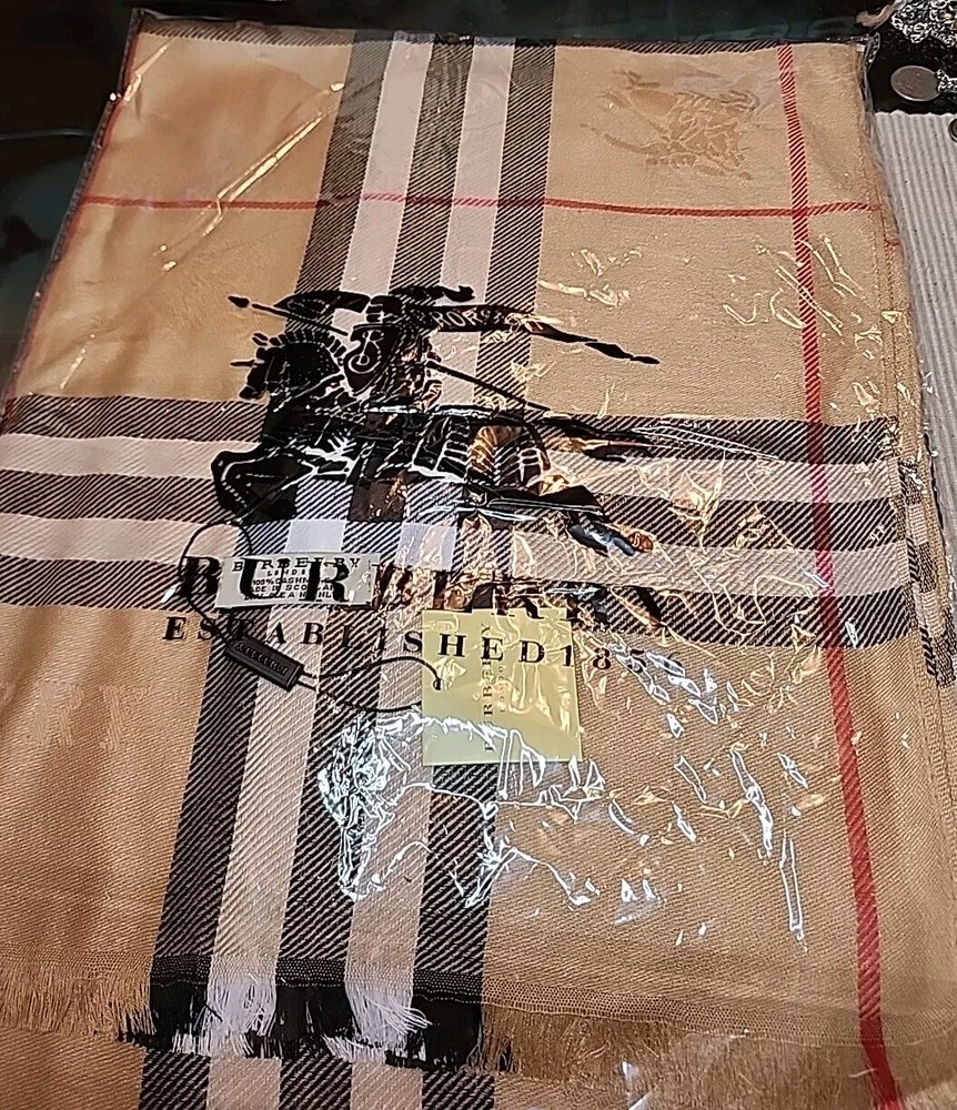 NWT And Packaging Burberry Cashmere Classic Check Scarf With Equestrian Knight