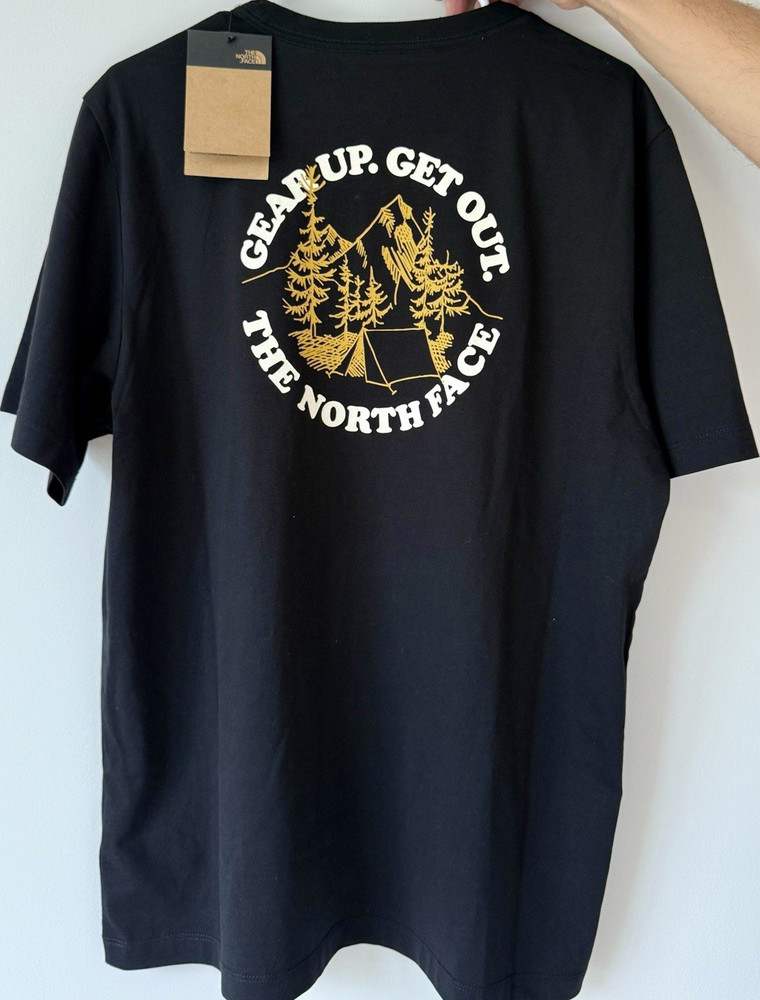 The North Face Men’s L Black Graphic Print Crew Neck Short Sleeve T-Shirt