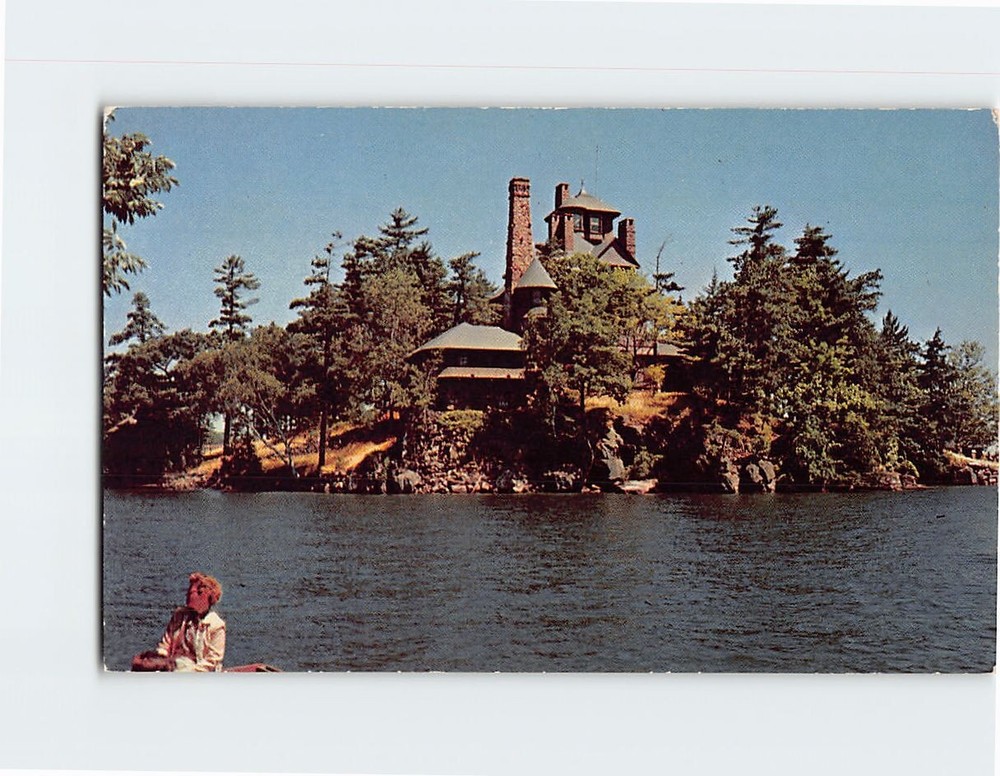 Postcard Pullman's Castle Rest Thousand Islands New York USA