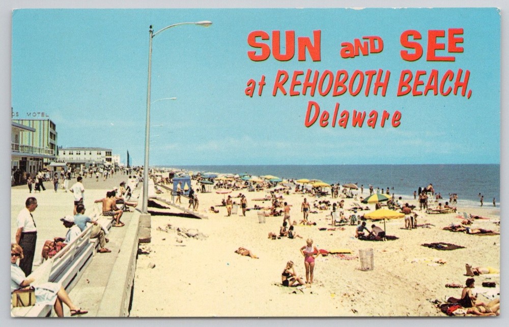 Vintage Rehoboth Beach Delaware Boardwalk Crowd Scene Plastichrome Postcard