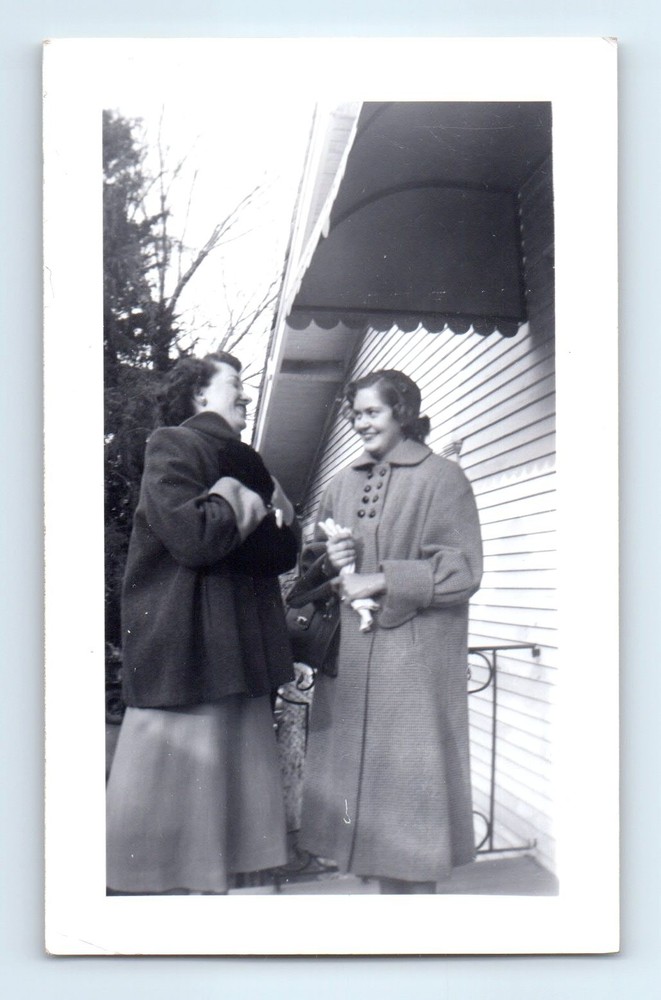 Old Vintage Photo PAIR WOMEN OUTSIDE HOUSE 1952 ANTIQUE SNAPSHOT PHOTOGRAPH