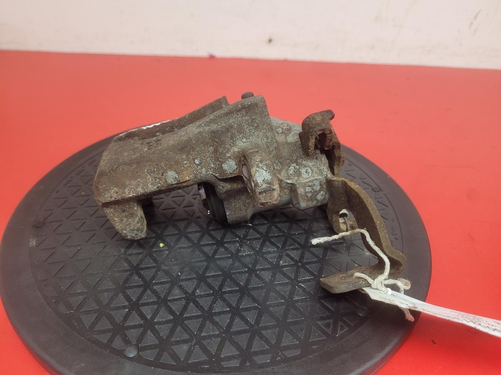 TOYOTA PRIUS NEARSIDE REAR BRAKE CALIPER 2013 1.8L PETROL