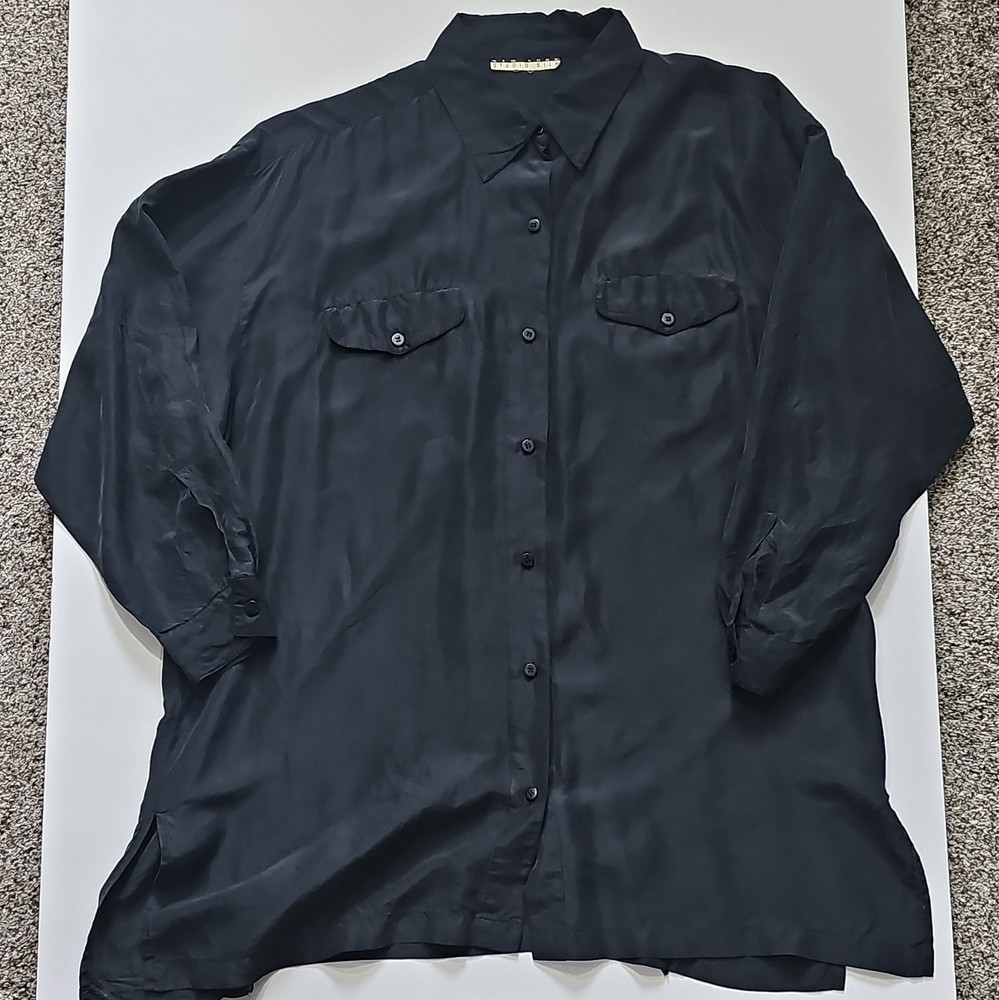 Vintage Studio Silk 100% Silk Black Button-Up Long Sleeve Shirt Womens/mens XL?