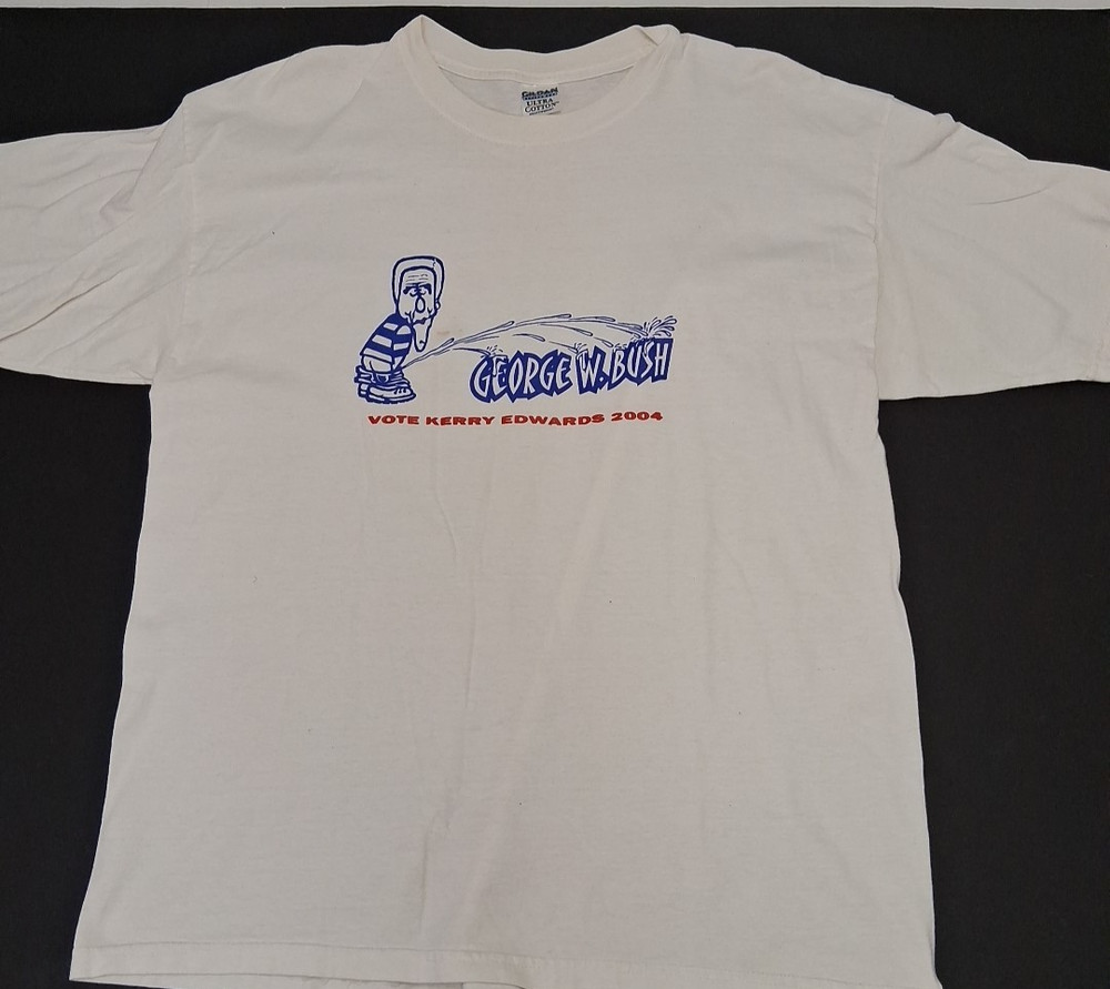 Vintage Y2K John Kerry pee on George Bush T-shirt Political Campaign 2004 Sz XL