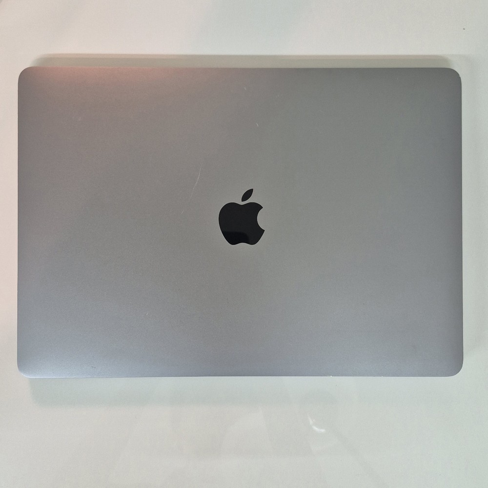 MacBook Air 13 Inch 2020 M1 8GB 256GB Space Gray - READ DISC
