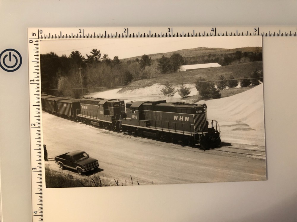 Vintage photo New Hampshire Northcoast Railroad loco 1759 and train