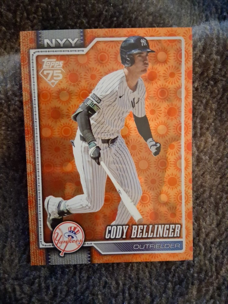Cody Bellinger - 2026 Topps Series 2 - #607 Holiday Sun Foil - New York Yankees