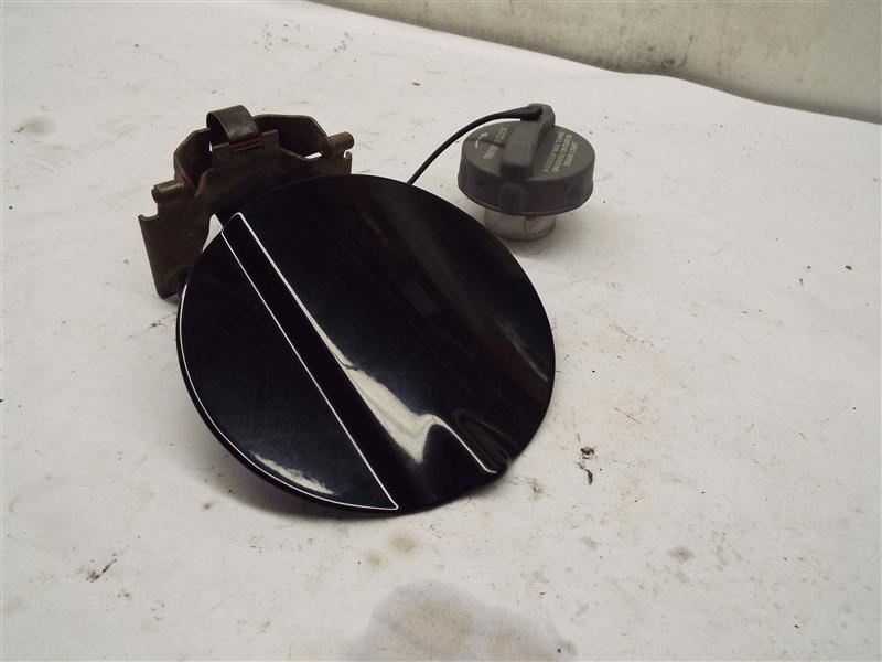 200       2014 Fuel Filler Door 222583