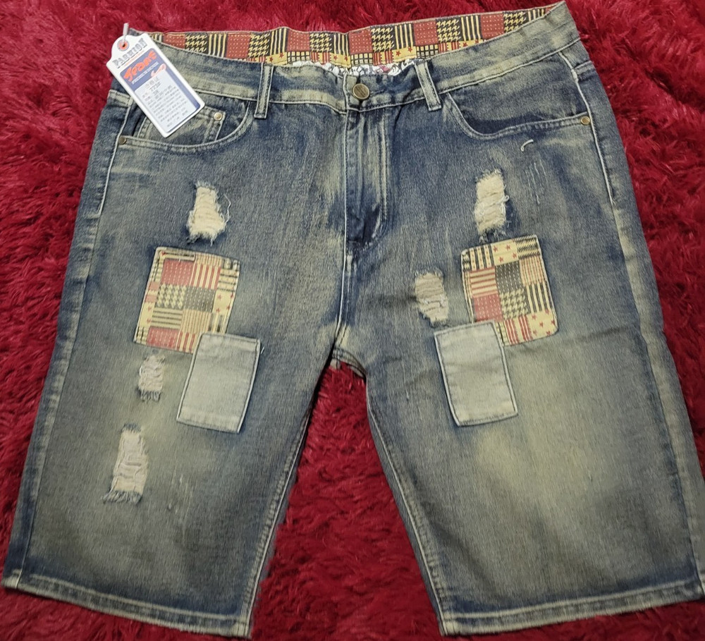 Men's Distressed Denim Shorts Blue Medium Wash Flat Front 5-Pocket Zip