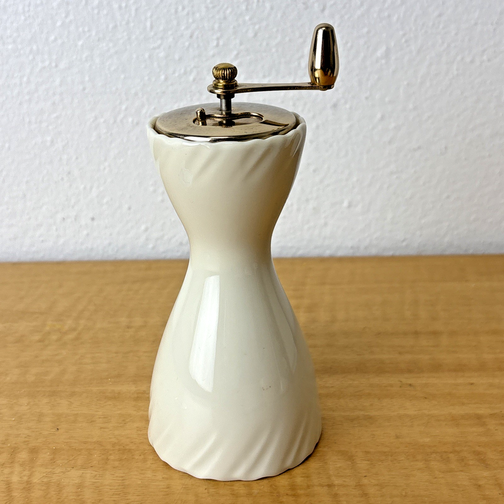 Lenox Ivory White Pepper Mill Grinder Weatherly Pattern Tested & Working