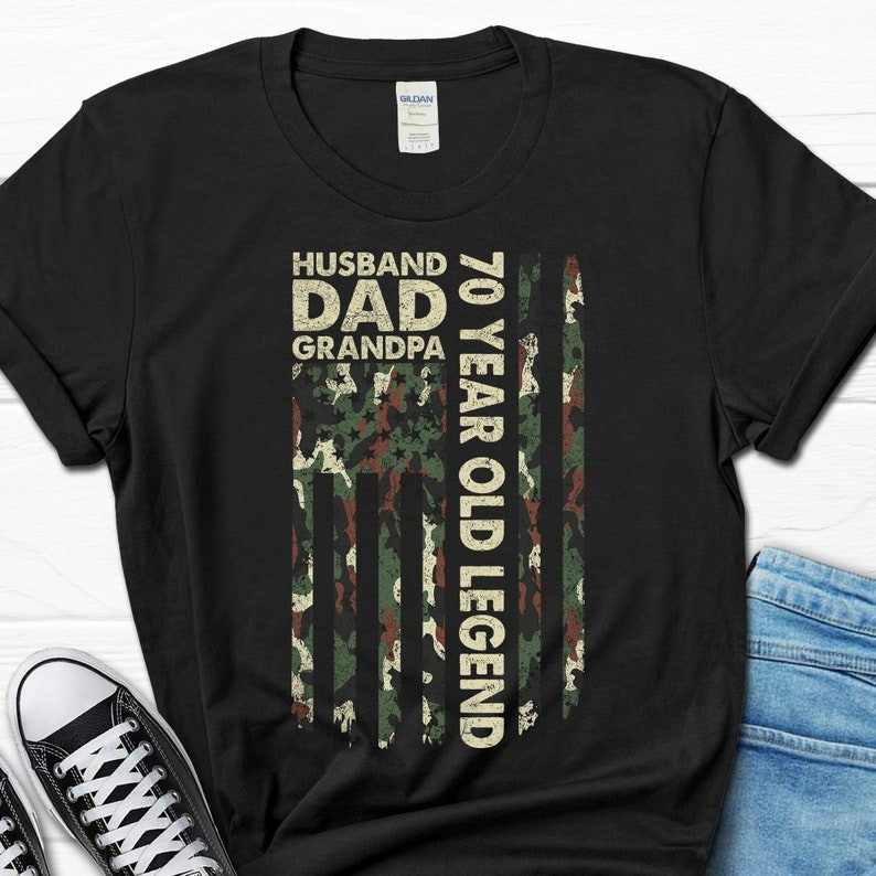 2025/70th Birthday T-shirt for Men, Husband Dad Grandpa 70 Year Old Legend Shirt
