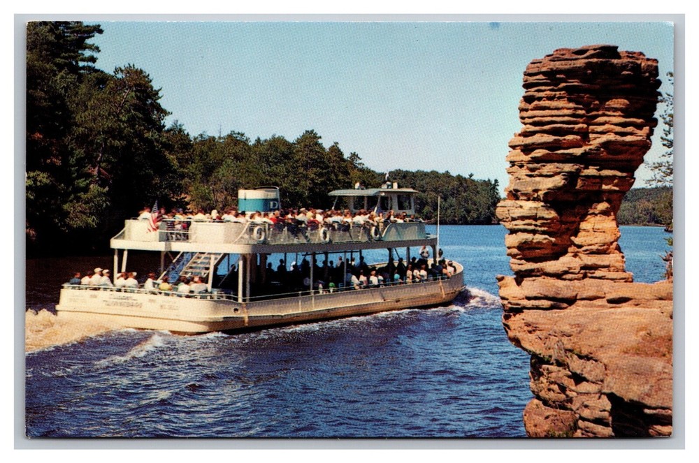 Wisconsin Dells WI Sight Seeing Boat Passing Chimney Rock Upper Chrome Postcard