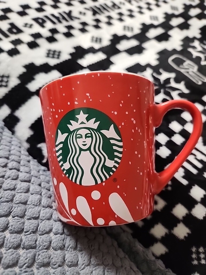 Starbucks 2020 Holiday 18 oz Red and White Porcelain Coffee Mug with Logo