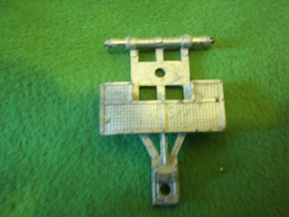 WARHAMMER40K  ROGUE TRADER  UNCATALOGUED THUDD CHASSIS   LOT L