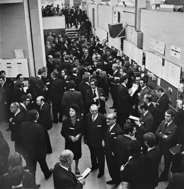 Woman on the trading floor of the London Stock Exchange 1973 OLD PHOTO
