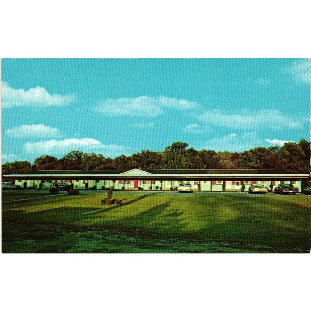 Vintage The Vermonter Motel Postcard Barre Montpelier Vermont US 302 Roadside VT