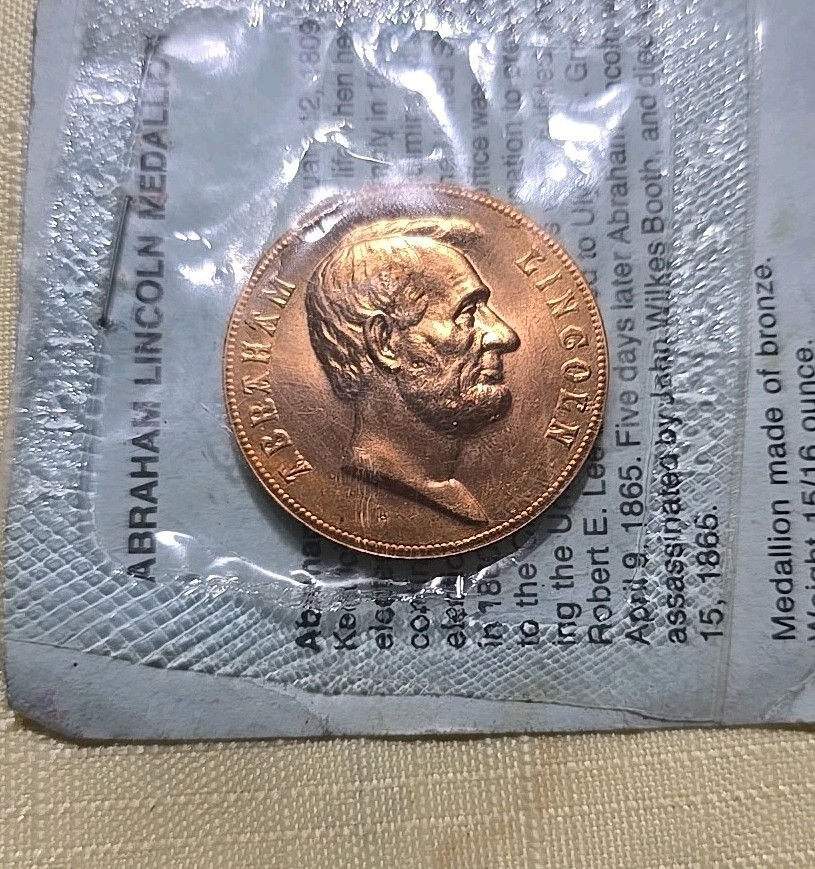 Abraham Lincoln Inauguration Bronze Medal / Coin / Token -  Uncirculated, Sealed