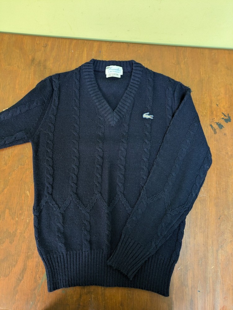 Lacoste Haymaker 100% Acrylic Cable Knit V neck  Sweater Navy Size 38 EUC