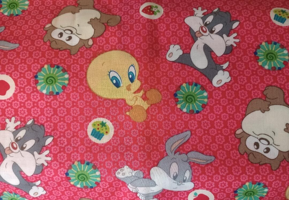 looney tunes babies tweety fun fabric 19 by 11 inch red 1pc