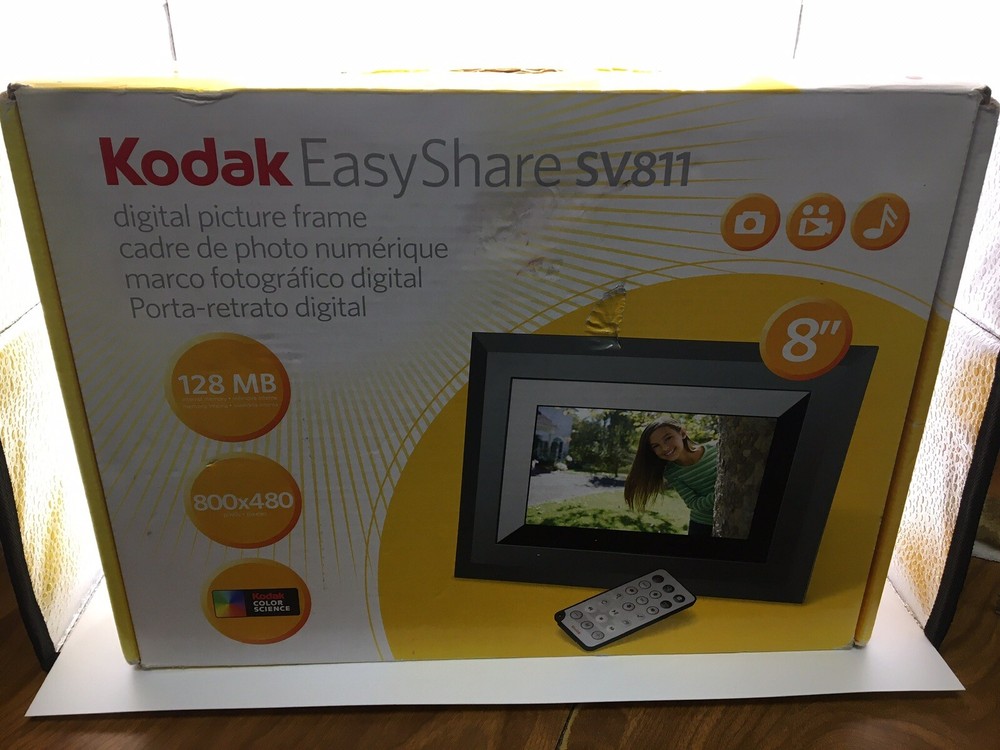 Kodak Easyshare SV811  8” Digital Picture Frame