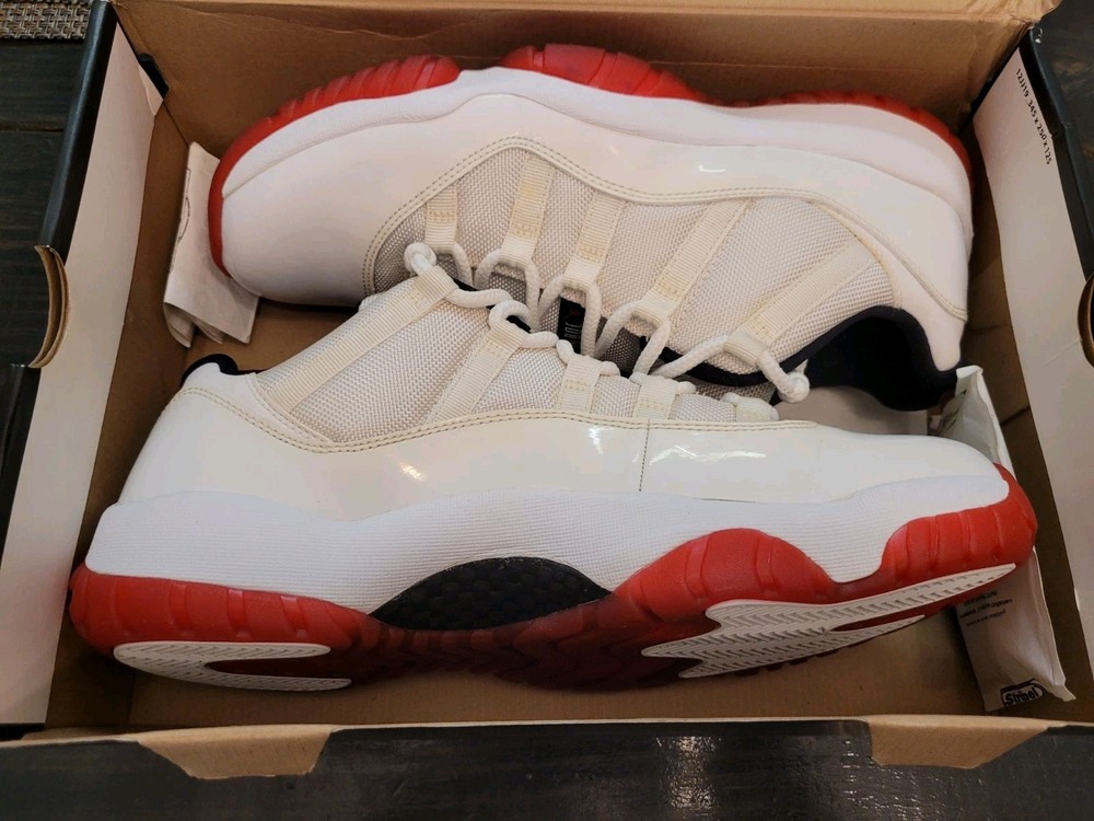 Air Jordan 11 Retro Low Cherry Bottom 528895 101 Size 13