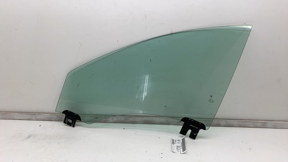 2012-2015 Tesla Model S Left Front Driver Side Window Glass Assembly