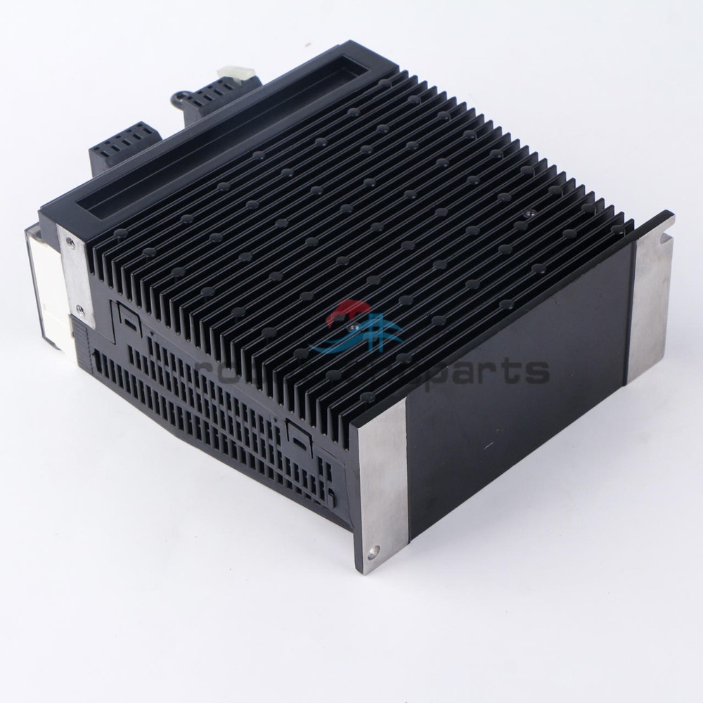 one NEW Panasonic MCDHT3520 Servo Drive