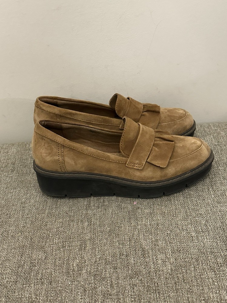 Clark’s Collection Brown Suede Wedge Slip On Loafers Size 9