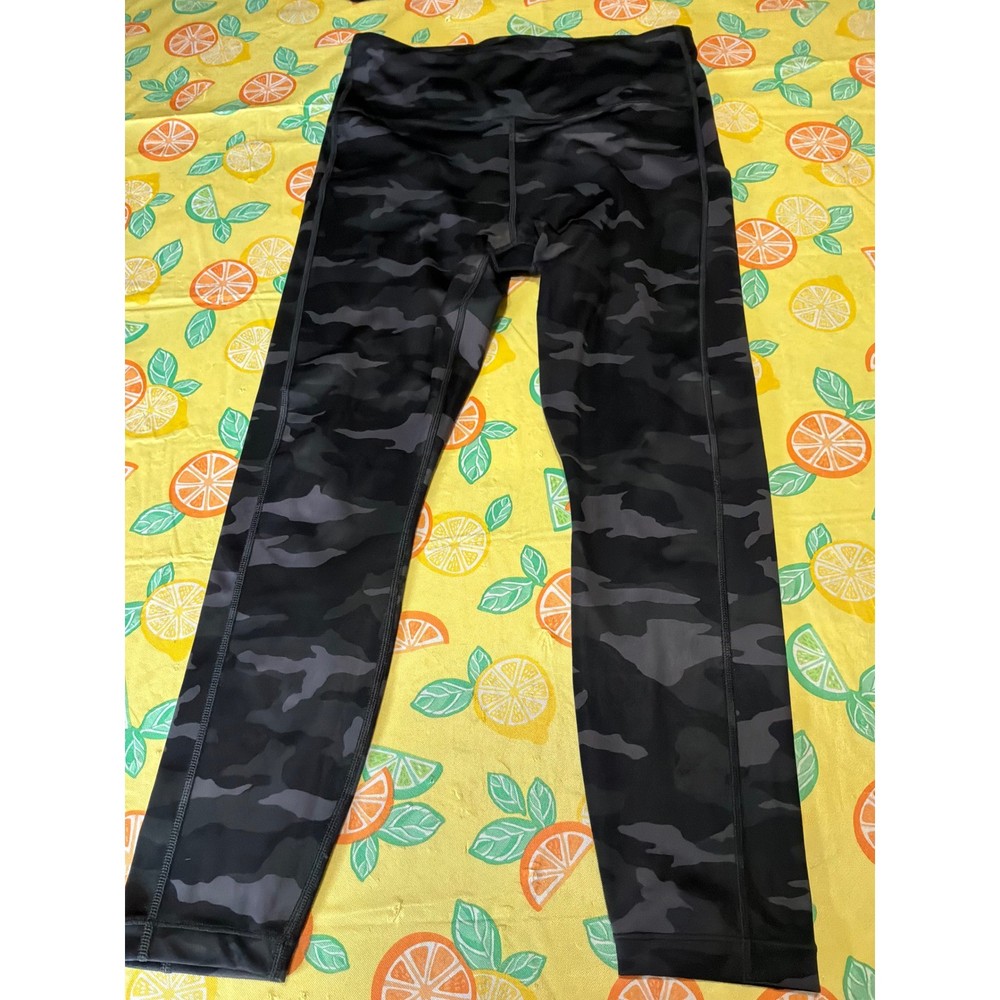 Athleta Ultimate Camo 7/8 Tight Womens Size M Black Gray Leggings High Rise