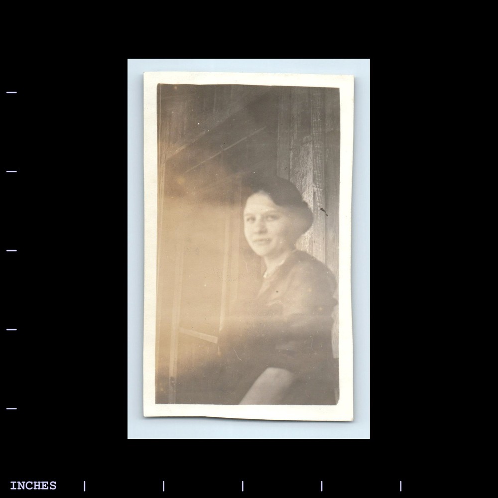 Old Vintage Photo SOLO CANDID PORTRAIT OF WOMAN BY HOUSE