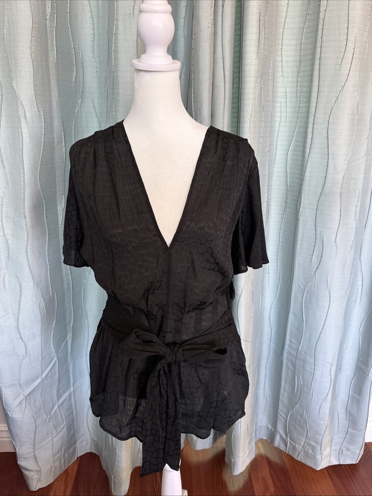 NWTs ($98) Max Studio Black Blouse Short sleeve Ruffle Detail Tie Front Size XL