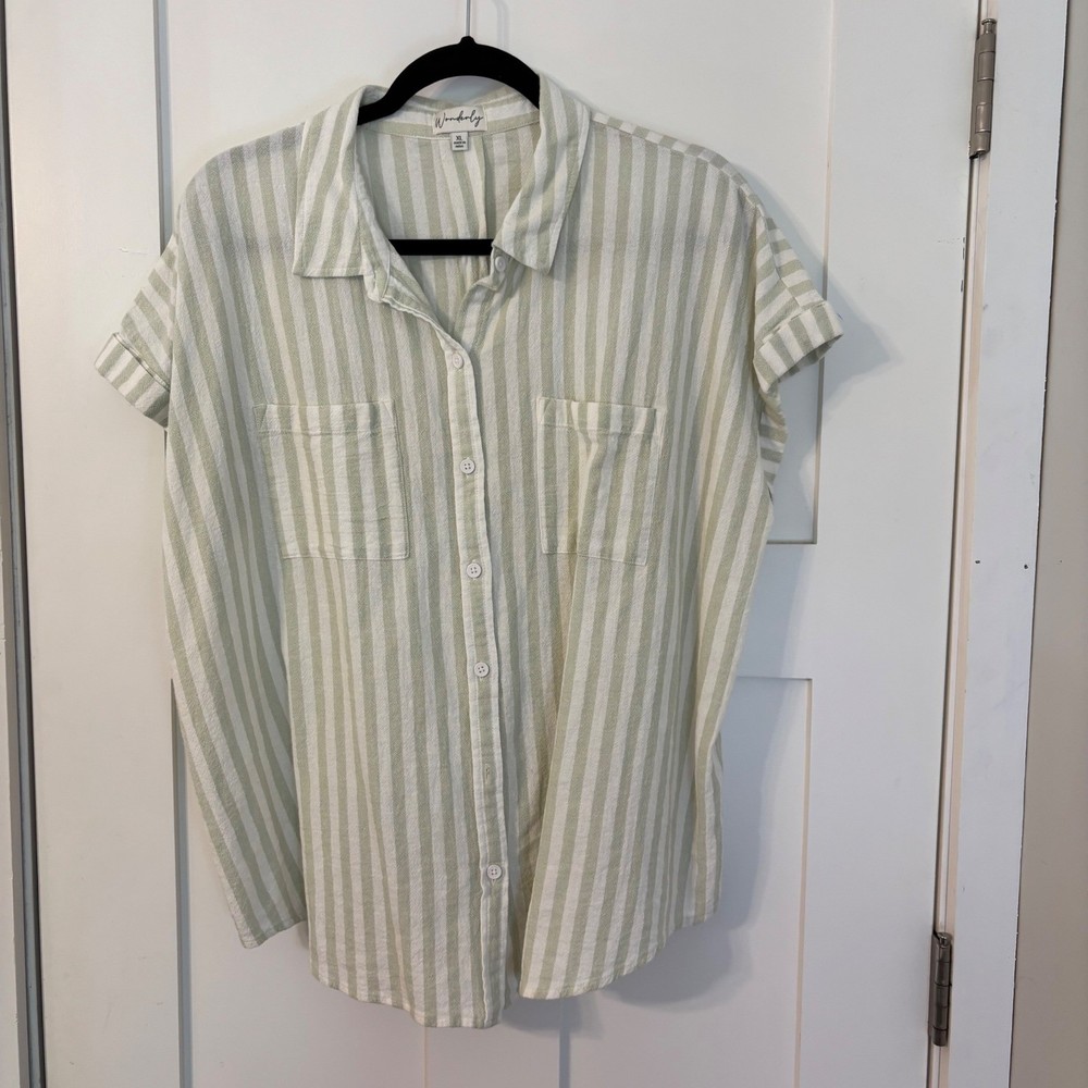 Womens XL Sage Green White Striped Cotton Button Down Short Sleeve Shirt Resort