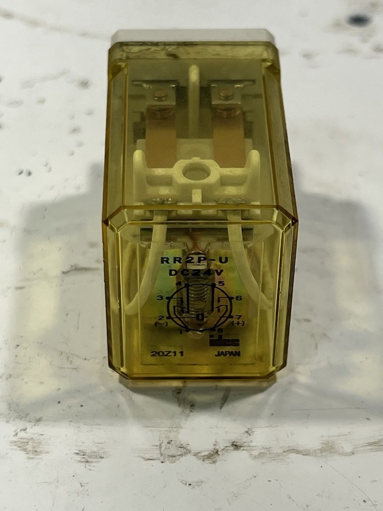 Idec Rr2P-U-Ac24V / Rr2Puac24V (Used)