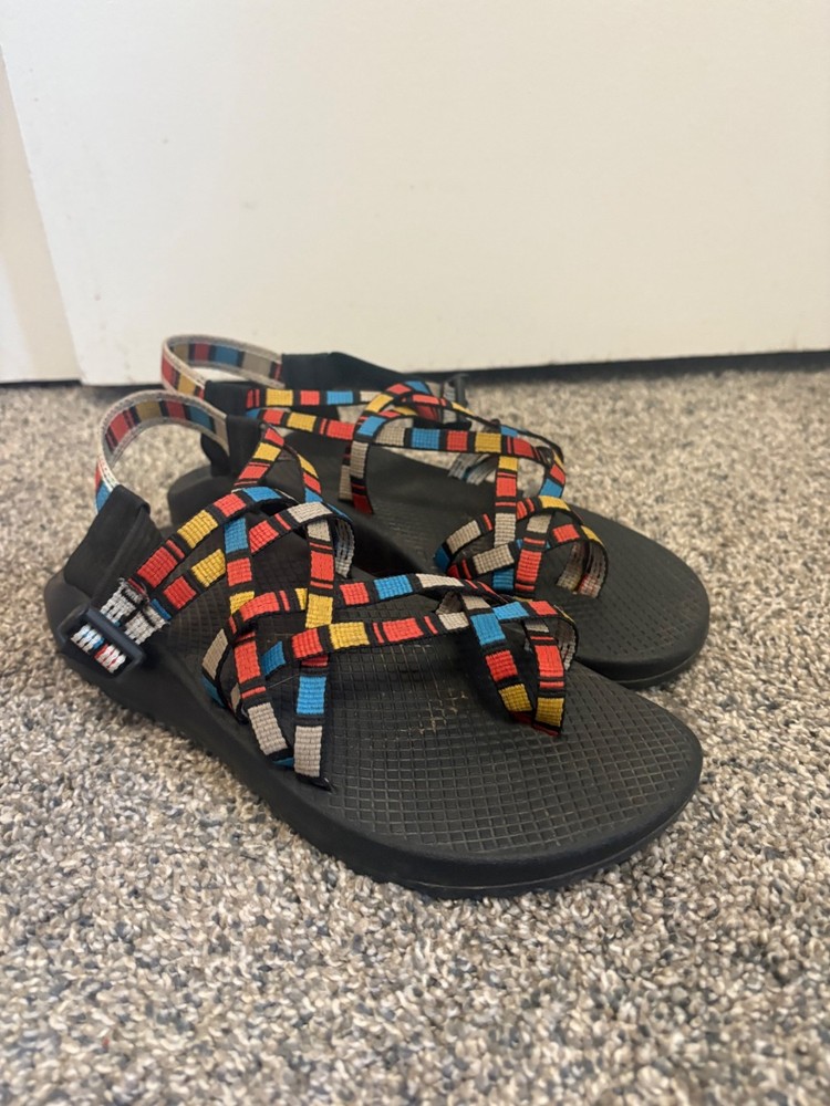 Chacos womens size 9 multi-colored double straps