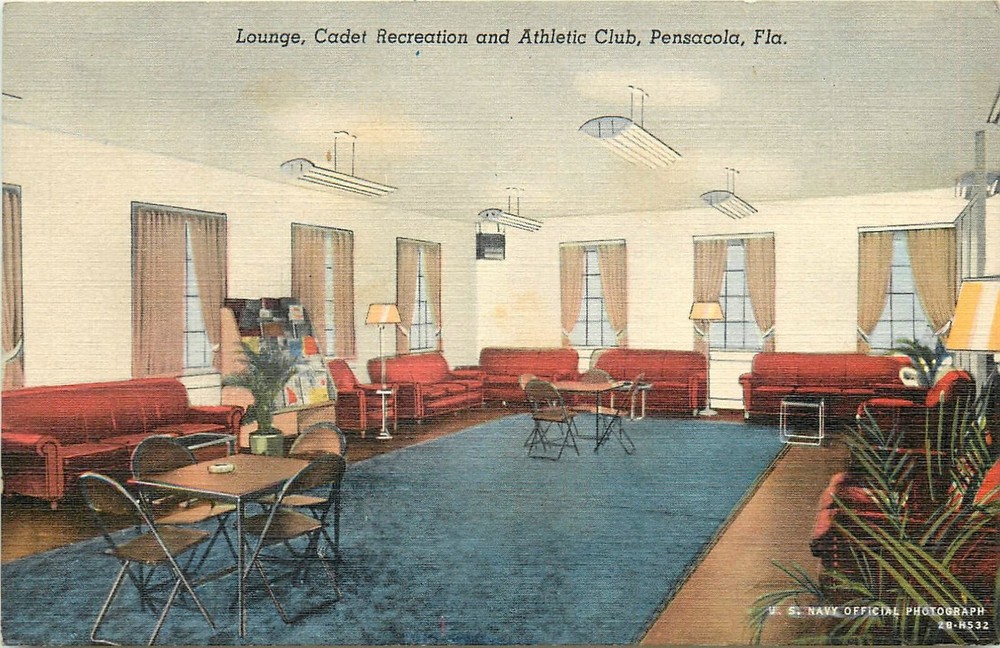 Pensacola Florida 1940s Lounge Cadet Athletic Club recreation  Postcard 24-8946