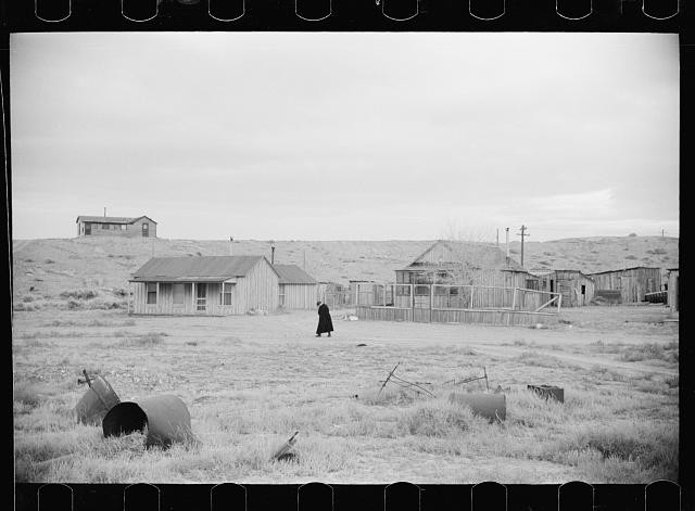 Photo:Goldfield Nevada 1940 Abandoned Mineowners Home Buildings