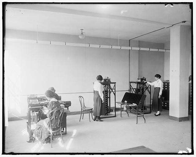Photo:Tabulating Machine Co Women Operating Office Machines 1905-1945